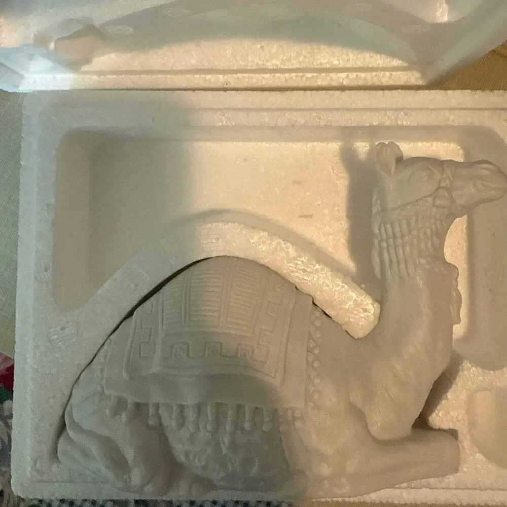 Avon Nativity Camel • 1984 • Signed M A 1984 • Boxed